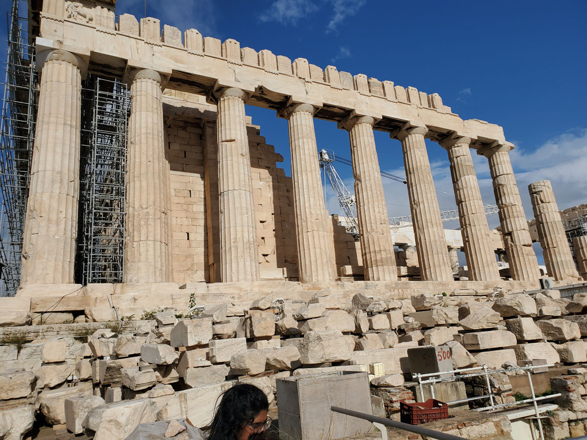 042 Parthenonas